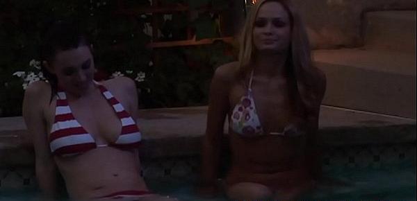  Mature lesbian in bikini gets pussy fingered